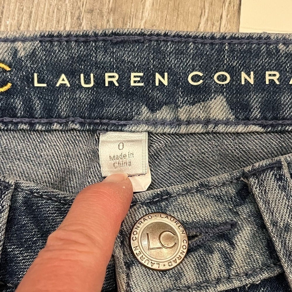 NWT Lauren Conrad Malibu Blue Floral Denim The Pencil Jeans size 0 - Picture 7 of 12